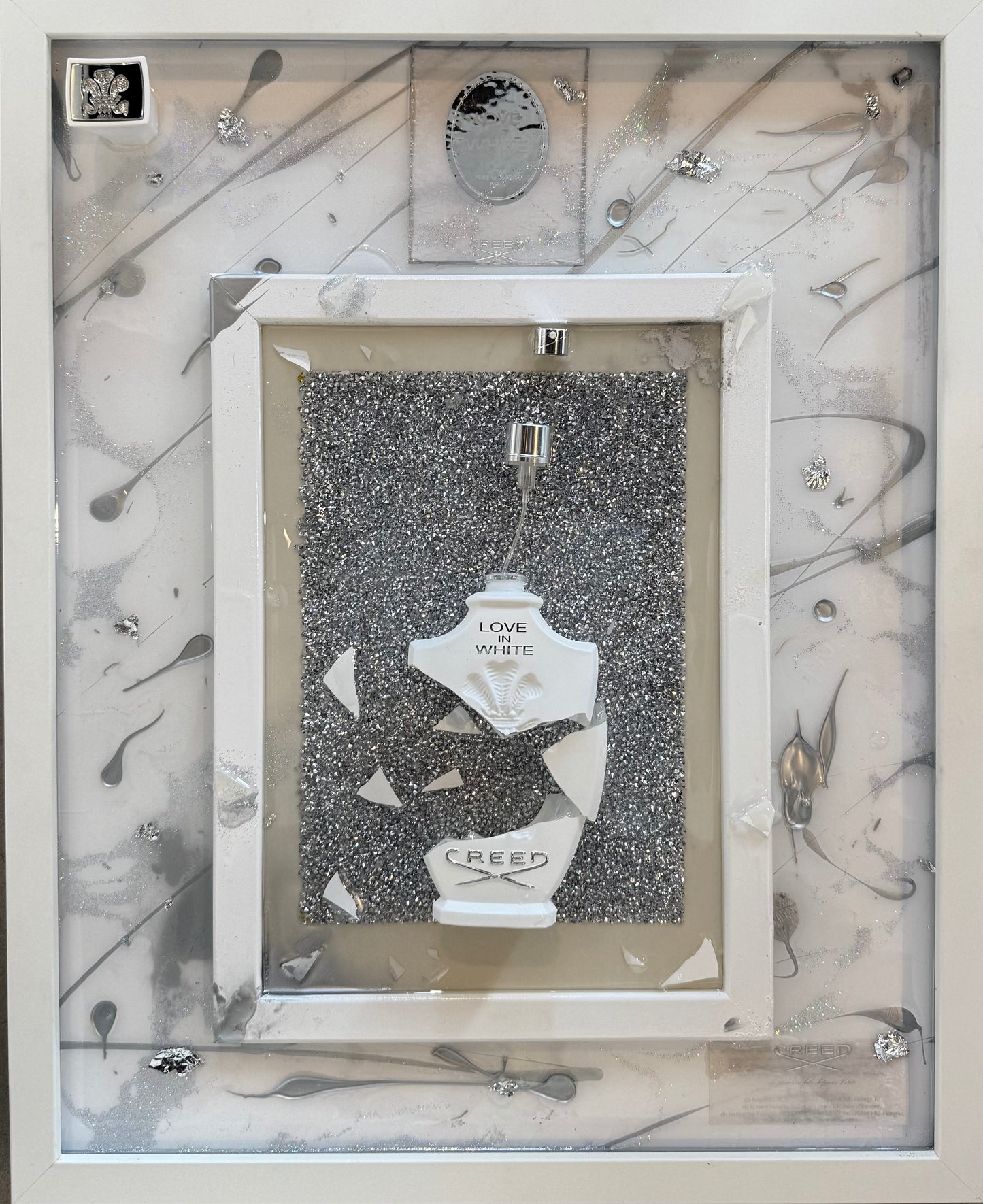 Creed Love in White, fractured