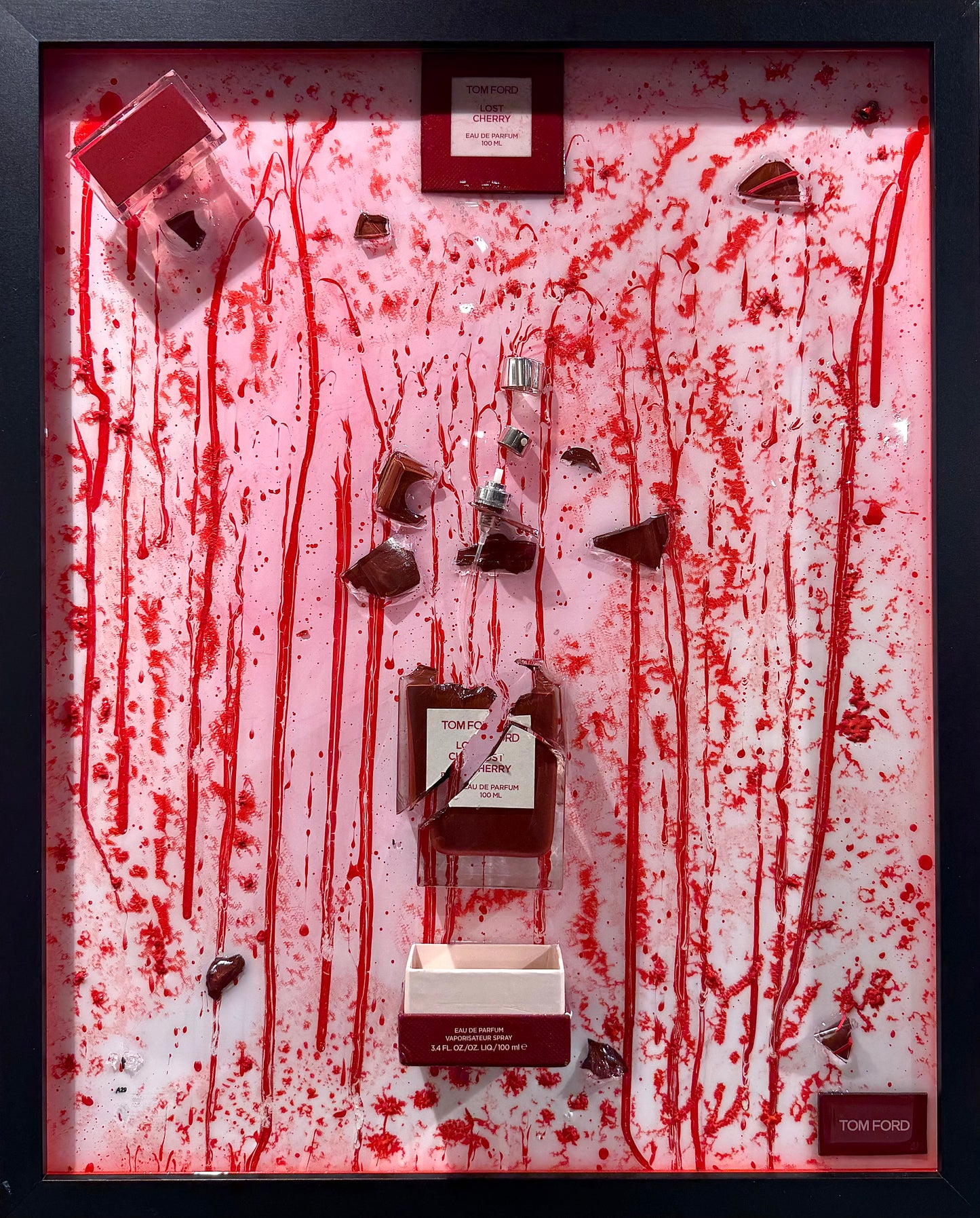 Tom Ford Lost Cherry, fractured